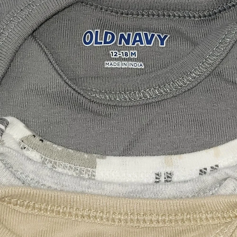 Old Navy Size 12-18 Months Gray Tan 4 Bodysuits Longsleeve Onesies